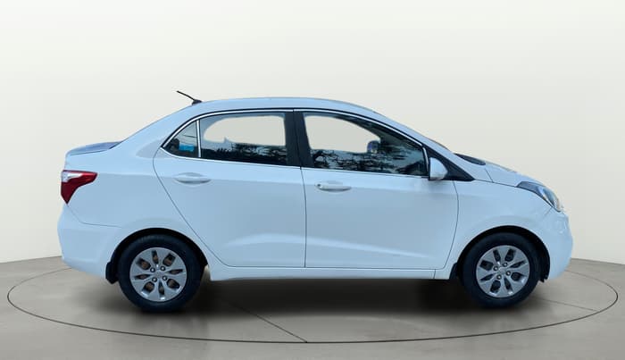 2018 Hyundai Xcent S 1.2, CNG, Manual, 1,22,642 km, Right Side View