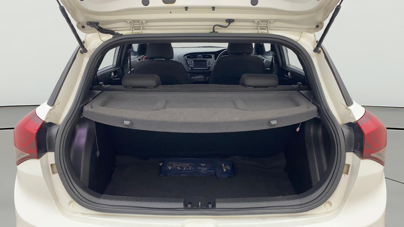 2019 Hyundai i20 Active 1.2 SX, Petrol, Manual, 50,844 km, Boot Open Zoomed View