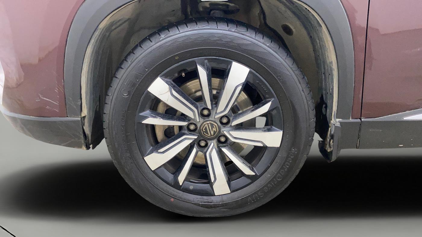 2020 MG HECTOR PLUS SHARP 2.0 DIESEL TURBO MT 6-STR, Diesel, Manual, 64,684 km, Left Front Wheel