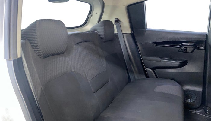 2018 Mahindra KUV 100 NXT K8 P 6 STR, Petrol, Manual, 65,662 km, Right Side Rear Door Cabin