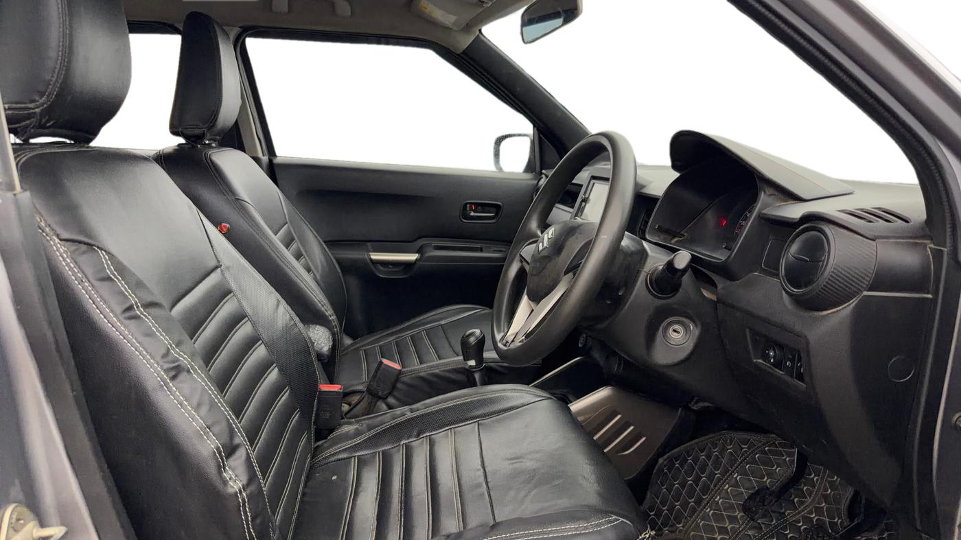 2019 Maruti IGNIS SIGMA 1.2, CNG, Manual, 71,121 km, Right Side Front Door Cabin