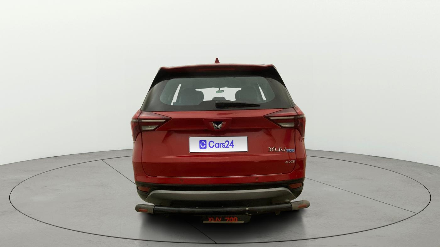 2022 Mahindra XUV700 AX 3 P MT 5 STR, Petrol, Manual, 82,103 km, Back/Rear