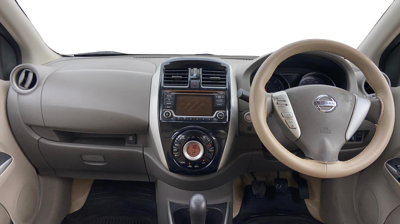 2014 Nissan Sunny XV DIESEL, Diesel, Manual, 1,08,522 km, Dashboard