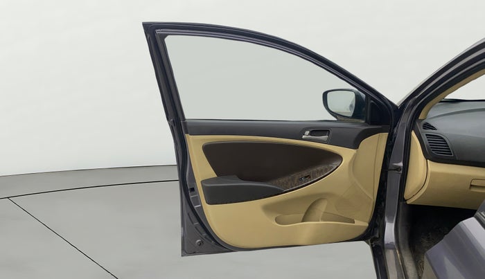 2016 Hyundai Verna 1.6 VTVT SX, Petrol, Manual, 64,510 km, LHS Front Door