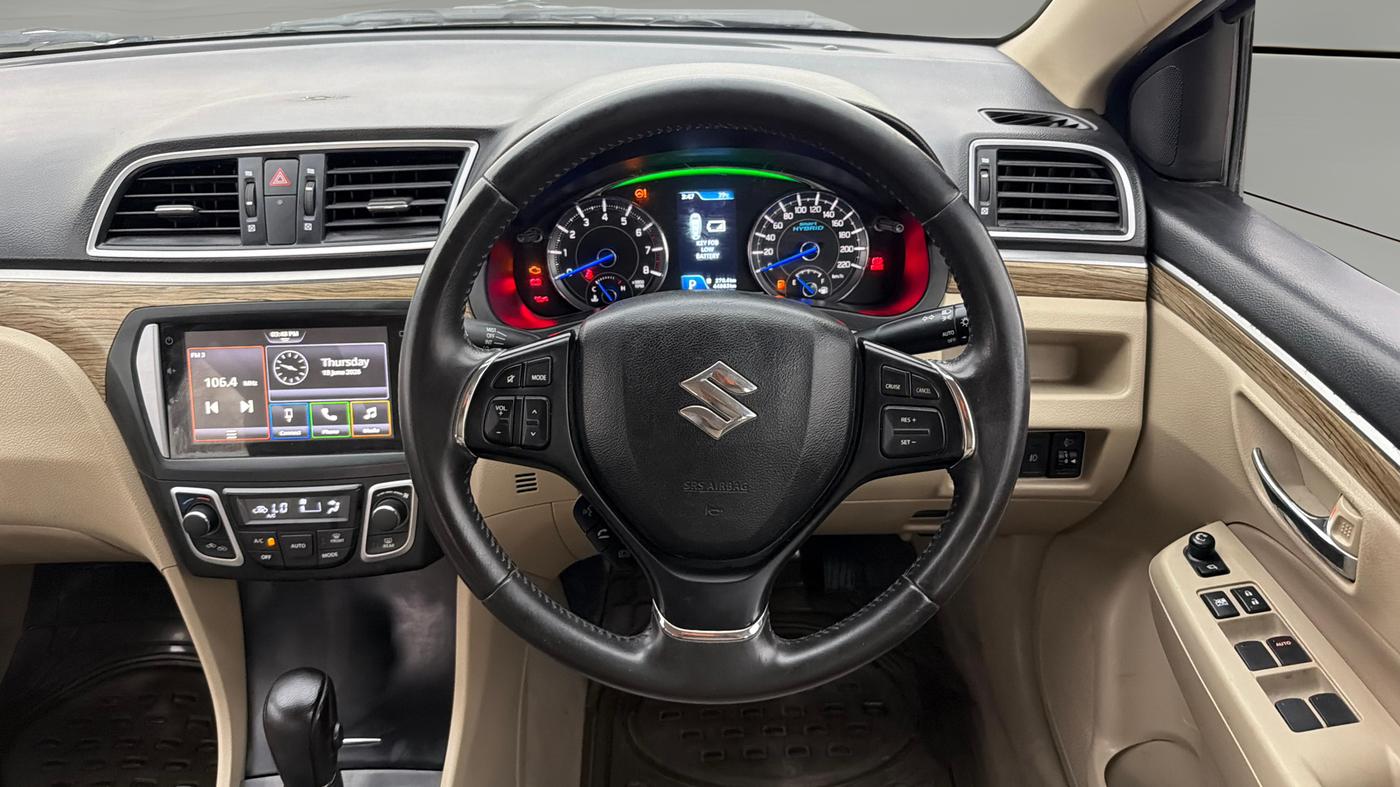 2021 Maruti Ciaz ALPHA  AT 1.5 SHVS PETROL, Petrol, Automatic, 44,856 km, Steering Wheel Close Up