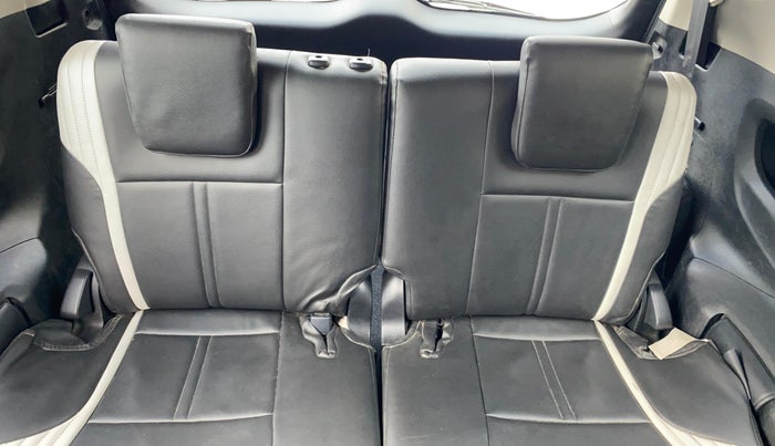2016 Toyota Innova Crysta 2.4 VX 8 STR, Diesel, Manual, 67,078 km, Third Seat Row ( optional )