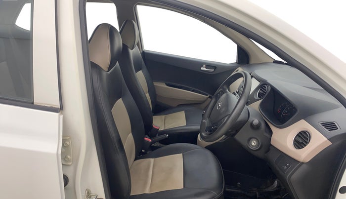 2018 Hyundai Grand i10 SPORTZ 1.2 KAPPA VTVT, Petrol, Manual, 32,564 km, Right Side Front Door Cabin