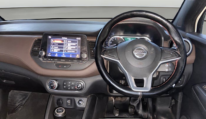 2019 Nissan Kicks XV PREMIUM (O) DIESEL, Diesel, Manual, 1,39,290 km, Steering Wheel Close Up