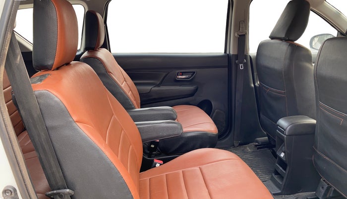 2020 Maruti XL6 ZETA MT, Petrol, Manual, 76,860 km, Right Side Rear Door Cabin