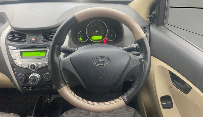 2014 Hyundai Eon MAGNA +, Petrol, Manual, 40,419 km, Steering Wheel Close Up