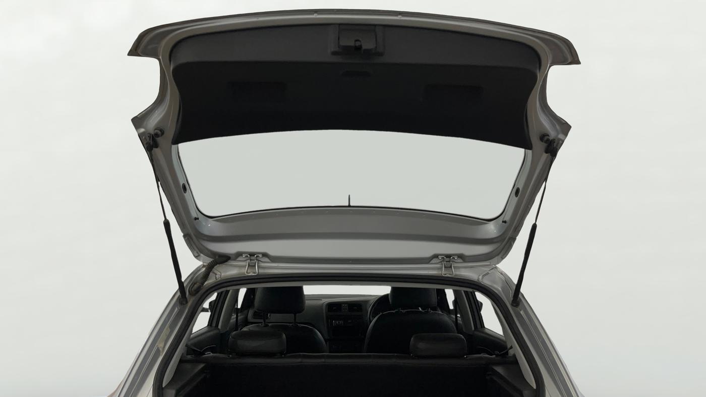 2019 Volkswagen Polo TRENDLINE 1.0L, Petrol, Manual, 22,766 km, Boot Door Open