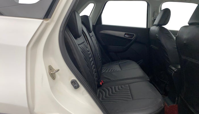 2018 Maruti Vitara Brezza ZDI PLUS, Diesel, Manual, 84,345 km, Right Side Rear Door Cabin