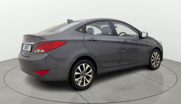 2016 Hyundai Verna 1.6 VTVT SX, Petrol, Manual, 64,510 km, Right Back Diagonal