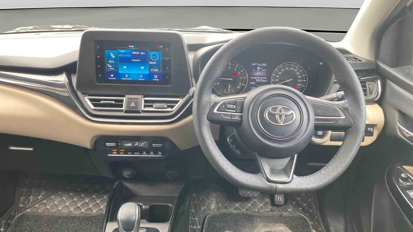 2024 Toyota Glanza G AMT, Petrol, Automatic, 10,086 km, Steering Wheel Close Up