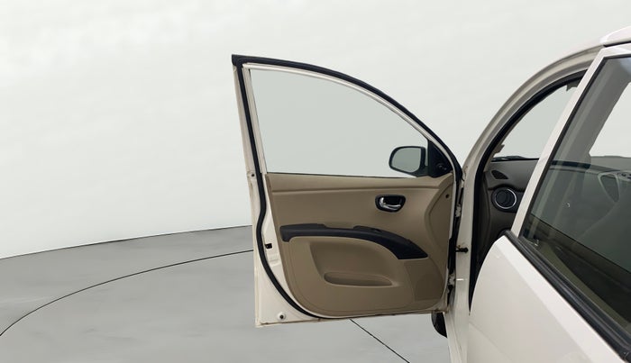 2014 Hyundai i10 SPORTZ 1.1, Petrol, Manual, 57,816 km, LHS Front Door