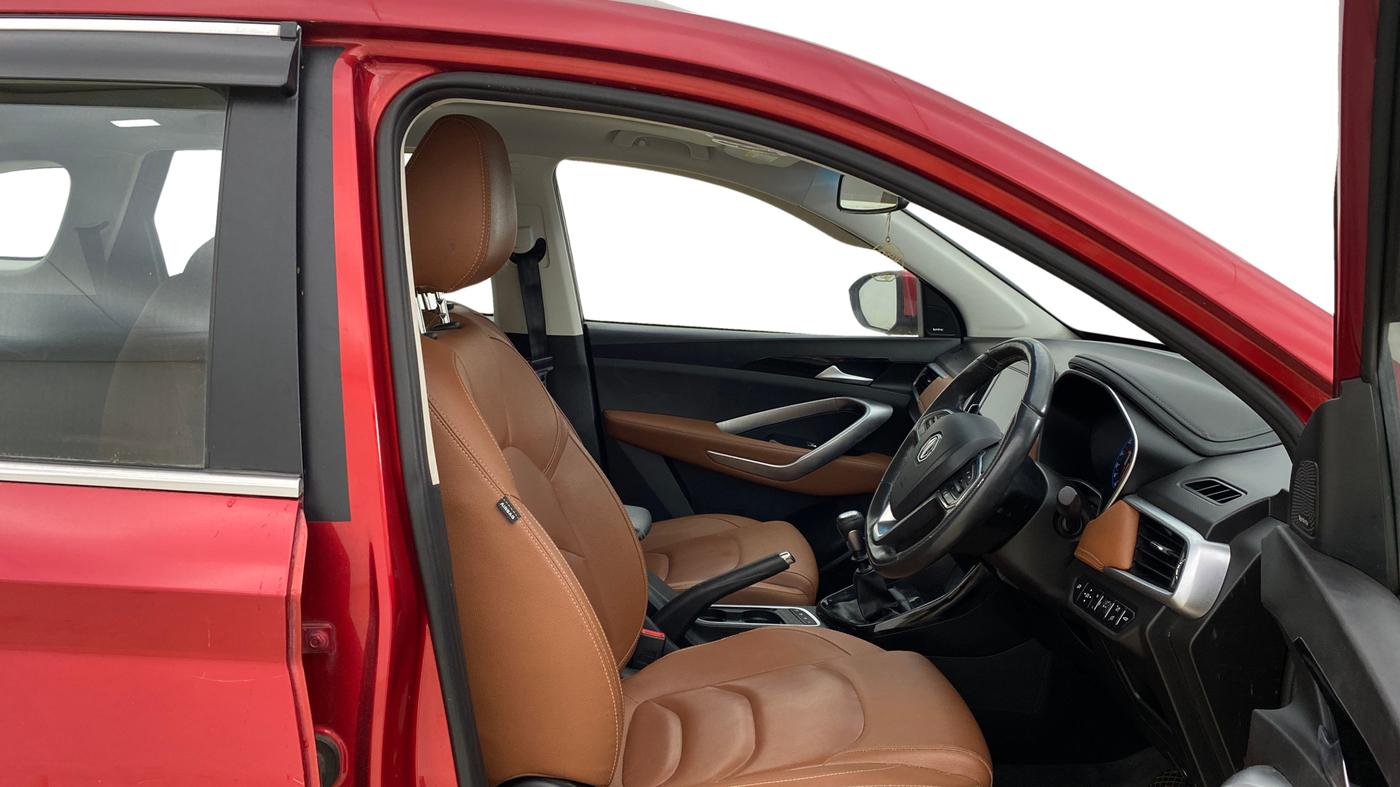 2020 MG HECTOR PLUS SHARP 1.5 PETROL TURBO HYBRID MT 6-STR, Petrol, Manual, 56,803 km, Right Side Front Door Cabin