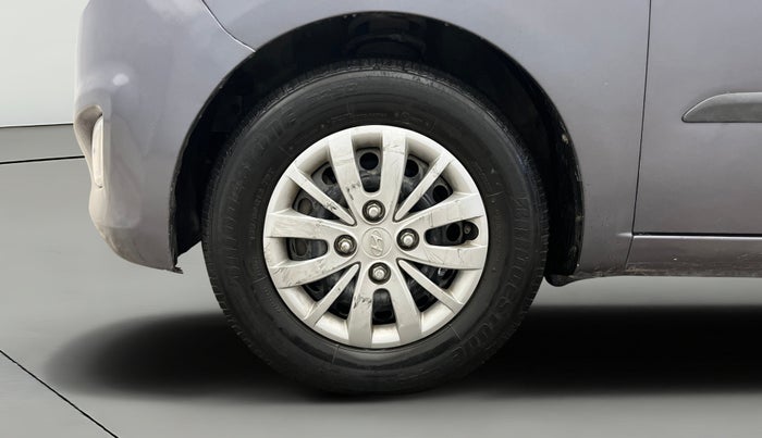 2015 Hyundai i10 SPORTZ 1.1, Petrol, Manual, 40,596 km, Left Front Wheel