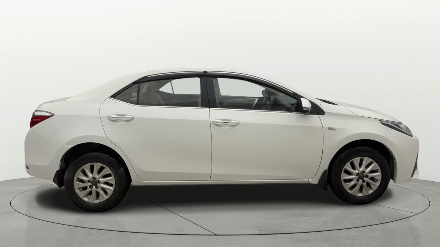 2018 Toyota Corolla Altis G PETROL, Petrol, Manual, 42,187 km, Right Side View