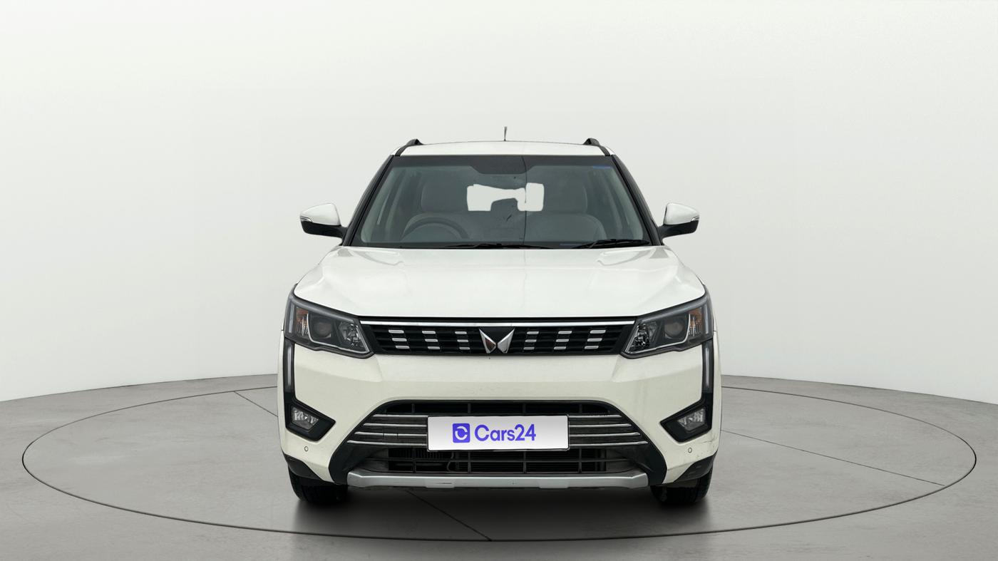 2023 Mahindra XUV300 W8 (O) 1.2 PETROL AMT, Petrol, Automatic, 44,587 km, Front