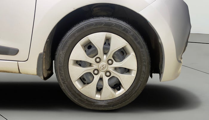 2016 Hyundai Xcent S 1.2, Petrol, Manual, 73,596 km, Right Front Wheel