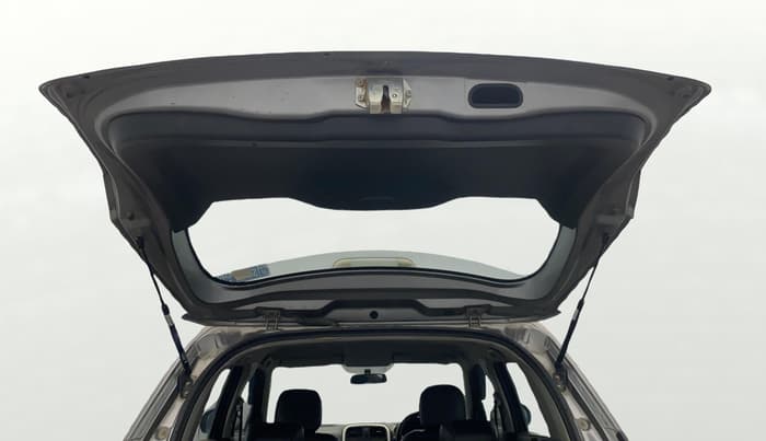 2017 Maruti Vitara Brezza VDI (O), Diesel, Manual, 90,725 km, Boot Door Open