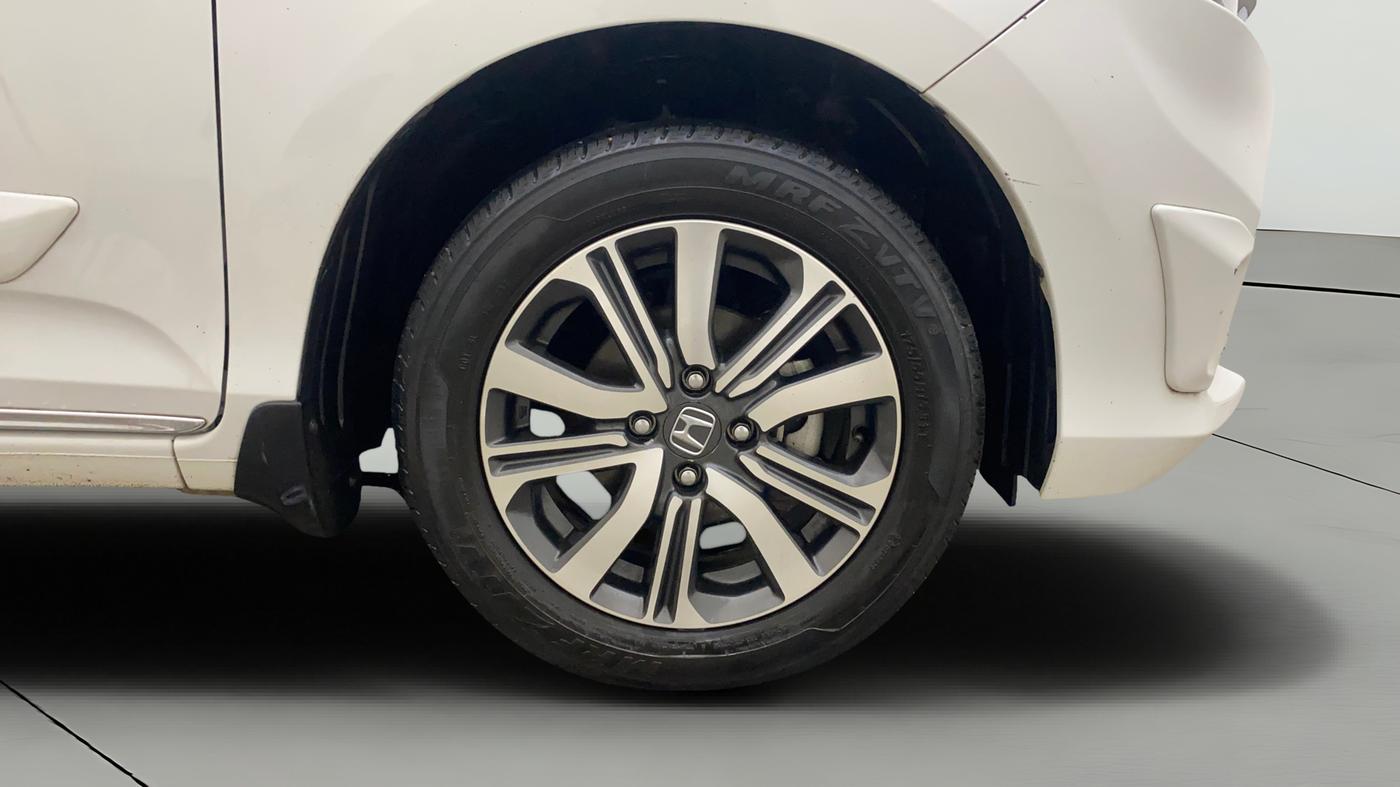 2022 Honda Amaze 1.2L I-VTEC VX CVT, Petrol, Automatic, 40,028 km, Right Front Wheel