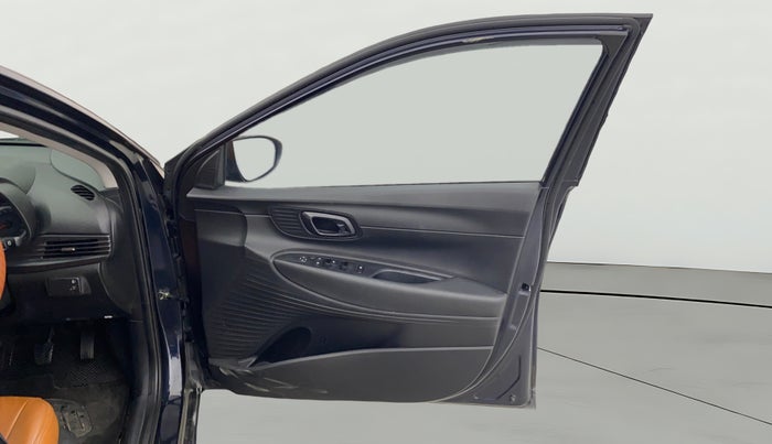 2021 Hyundai NEW I20 MAGNA 1.2 MT, Petrol, Manual, 43,713 km, RHS Front Door