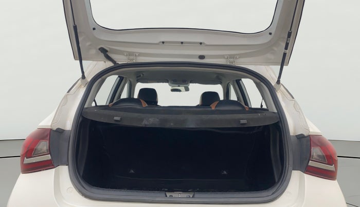 2023 Hyundai NEW I20 SPORTZ 1.2 MT, Petrol, Manual, 26,357 km, Boot Open Zoomed View