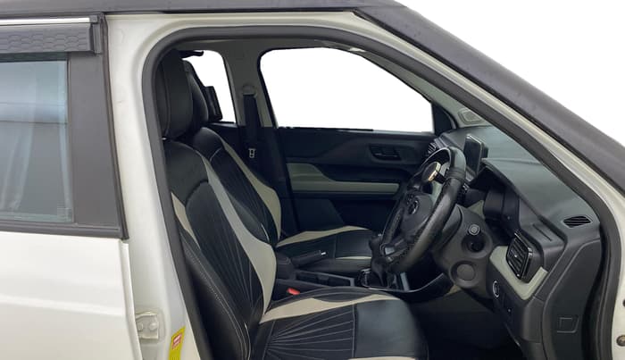 2025 Tata PUNCH Adventure Plus (S) iCNG, CNG, Manual, 18,031 km, Right Side Front Door Cabin