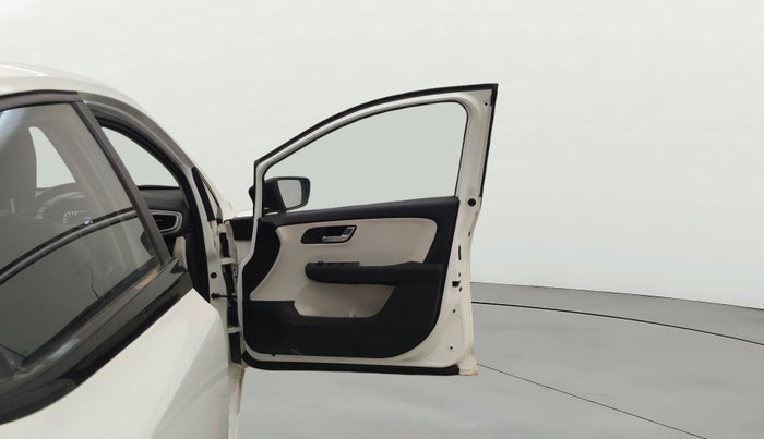 2022 Tata ALTROZ XZ PLUS PETROL, Petrol, Manual, 22,527 km, RHS Front Door