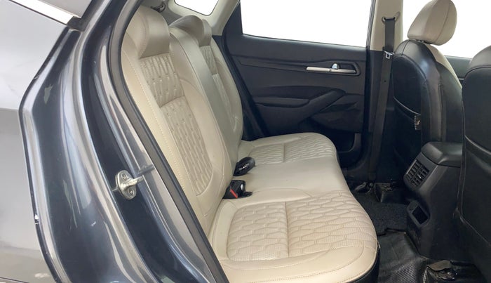 2019 KIA SELTOS HTK 1.5 PETROL, Petrol, Manual, 76,394 km, Right Side Rear Door Cabin