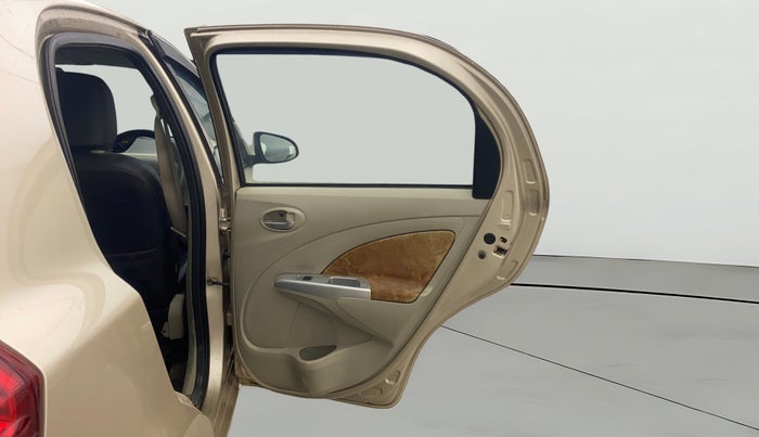 2013 Toyota Etios Liva G, Petrol, Manual, 17,283 km, RHS Rear Door