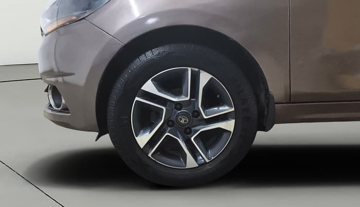 2017 Tata TIGOR XZ PETROL, Petrol, Manual, 76,629 km, Left Front Wheel
