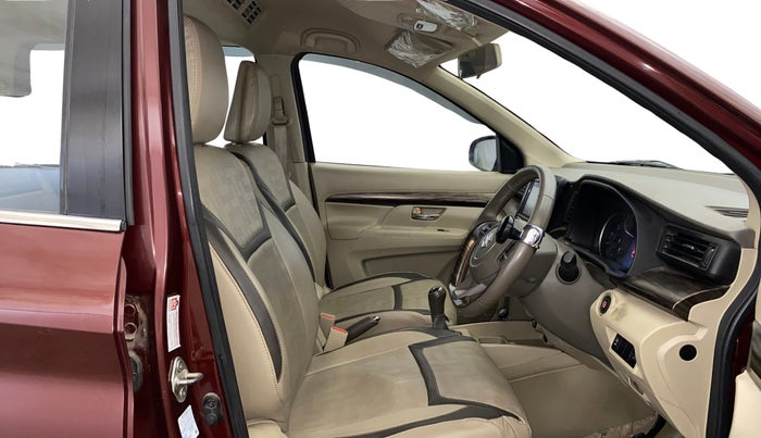 2019 Maruti Ertiga ZXI+ SHVS, Petrol, Manual, 67,274 km, Right Side Front Door Cabin