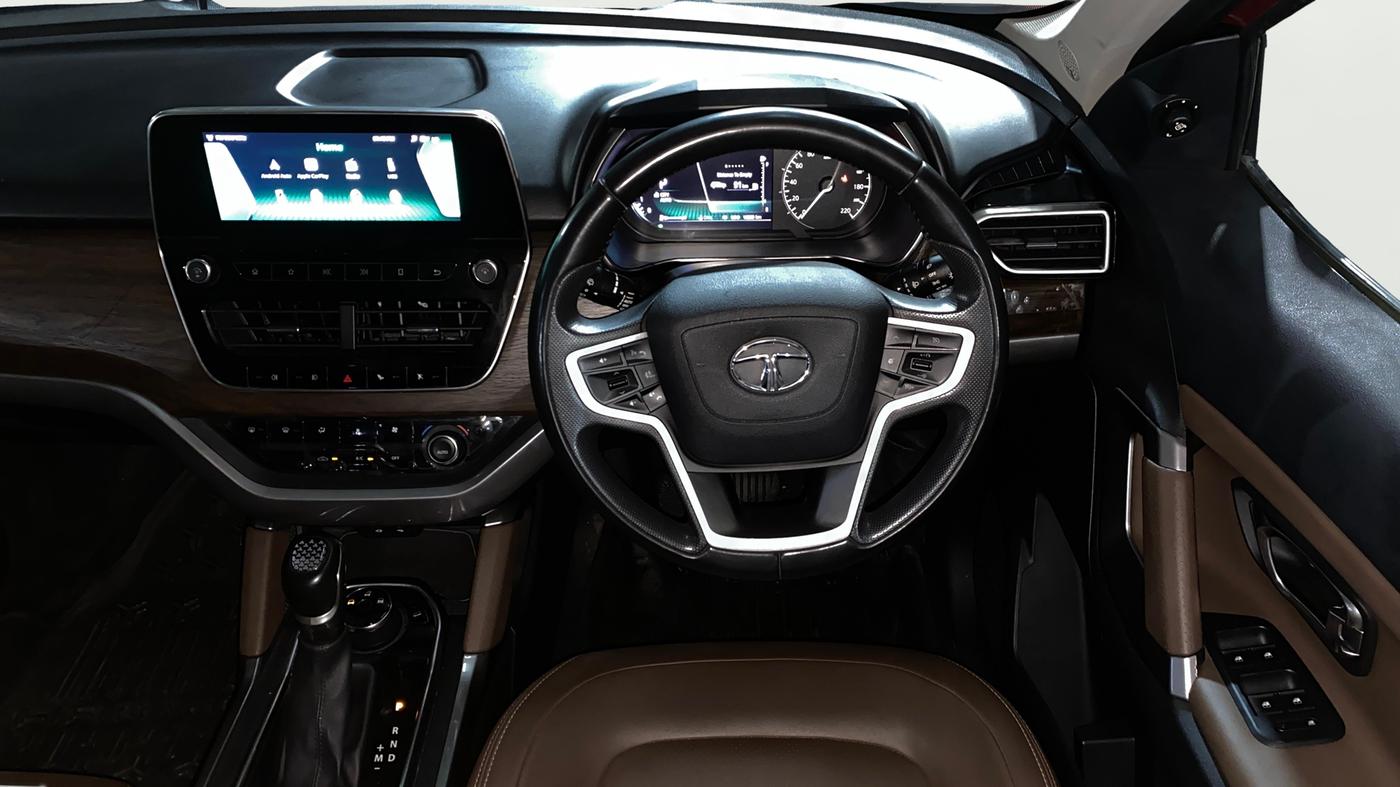 2020 Tata Harrier XZA PLUS 2.0L DUAL TONE, Diesel, Automatic, 13,056 km, Steering Wheel Close Up