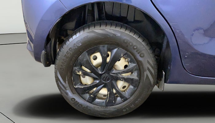 2019 Maruti Swift LXI, Petrol, Manual, 83,929 km, Right Rear Wheel