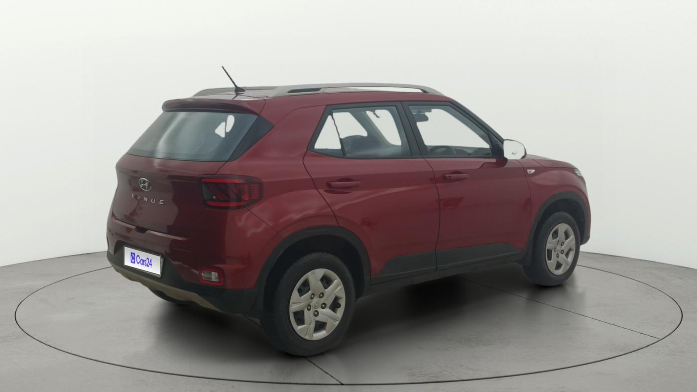 2021 Hyundai VENUE S 1.2, Petrol, Manual, 50,490 km, Right Back Diagonal
