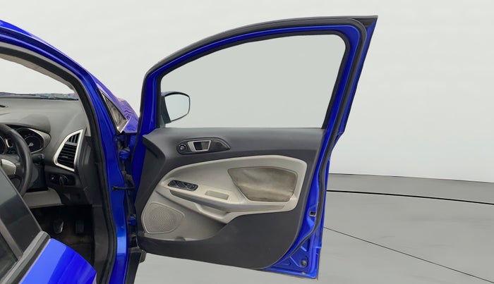 2017 Ford Ecosport TITANIUM 1.5L DIESEL, Diesel, Manual, 1,23,289 km, RHS Front Door