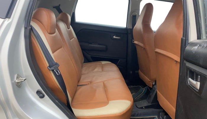 2019 Maruti New Wagon-R VXI 1.2, Petrol, Manual, 48,974 km, Right Side Rear Door Cabin