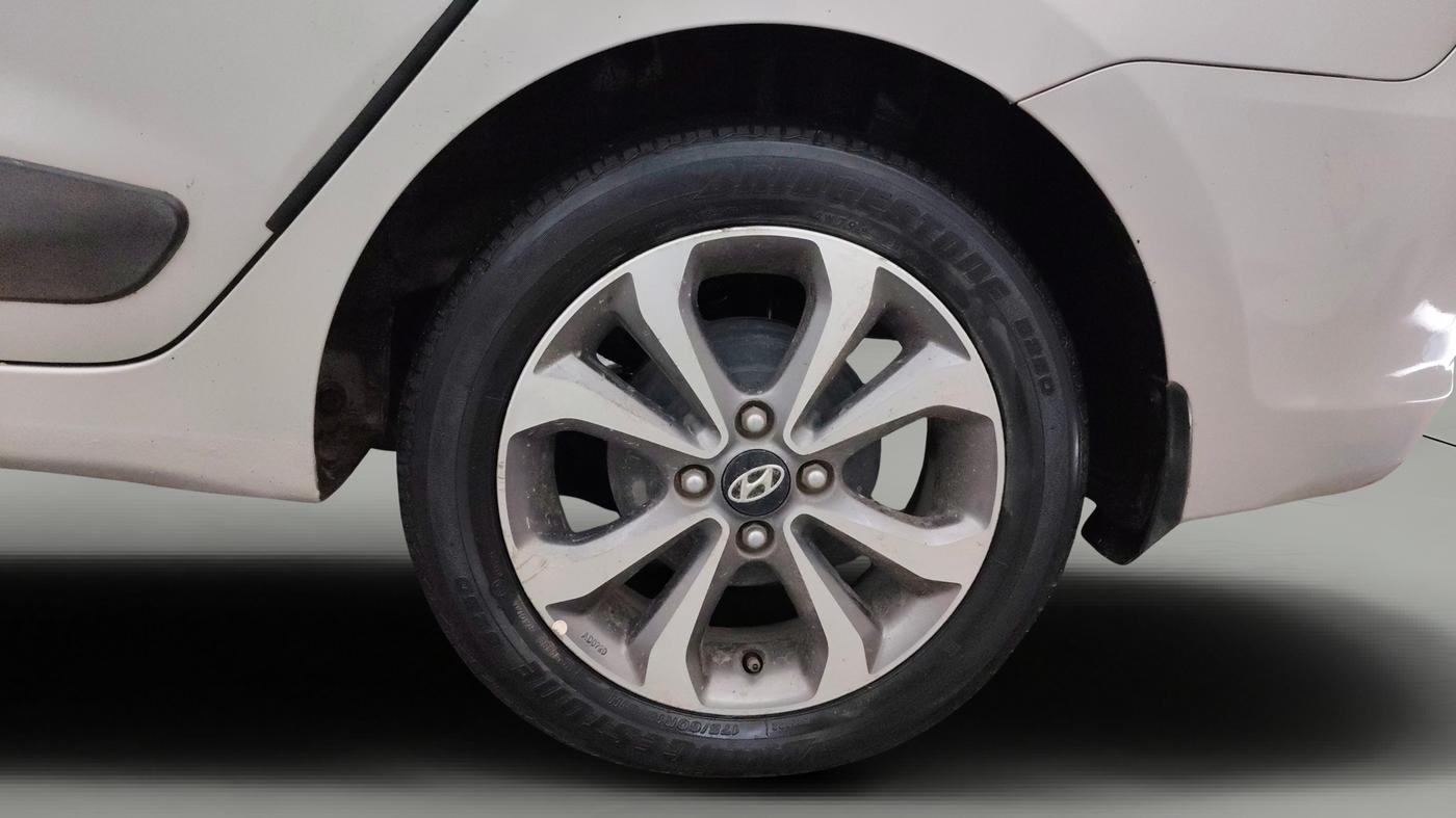 2015 Hyundai Xcent SX 1.2 (O), Petrol, Manual, 48,115 km, Left Rear Wheel