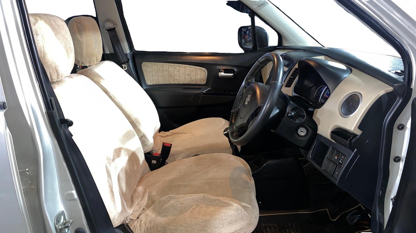 2018 Maruti Wagon R 1.0 VXI, Petrol, Manual, 38,881 km, Right Side Front Door Cabin