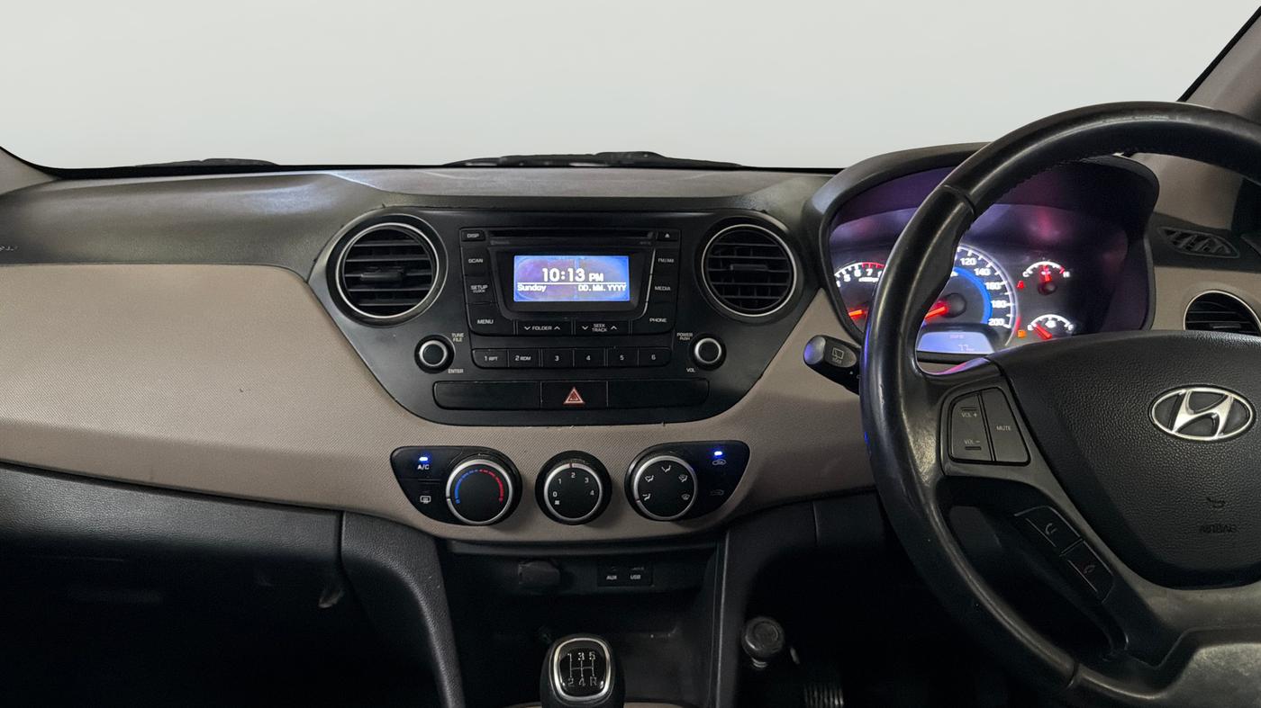 2015 Hyundai Grand i10 ASTA (O) 1.2 KAPPA VTVT, Petrol, Manual, 71,956 km, Air Conditioner