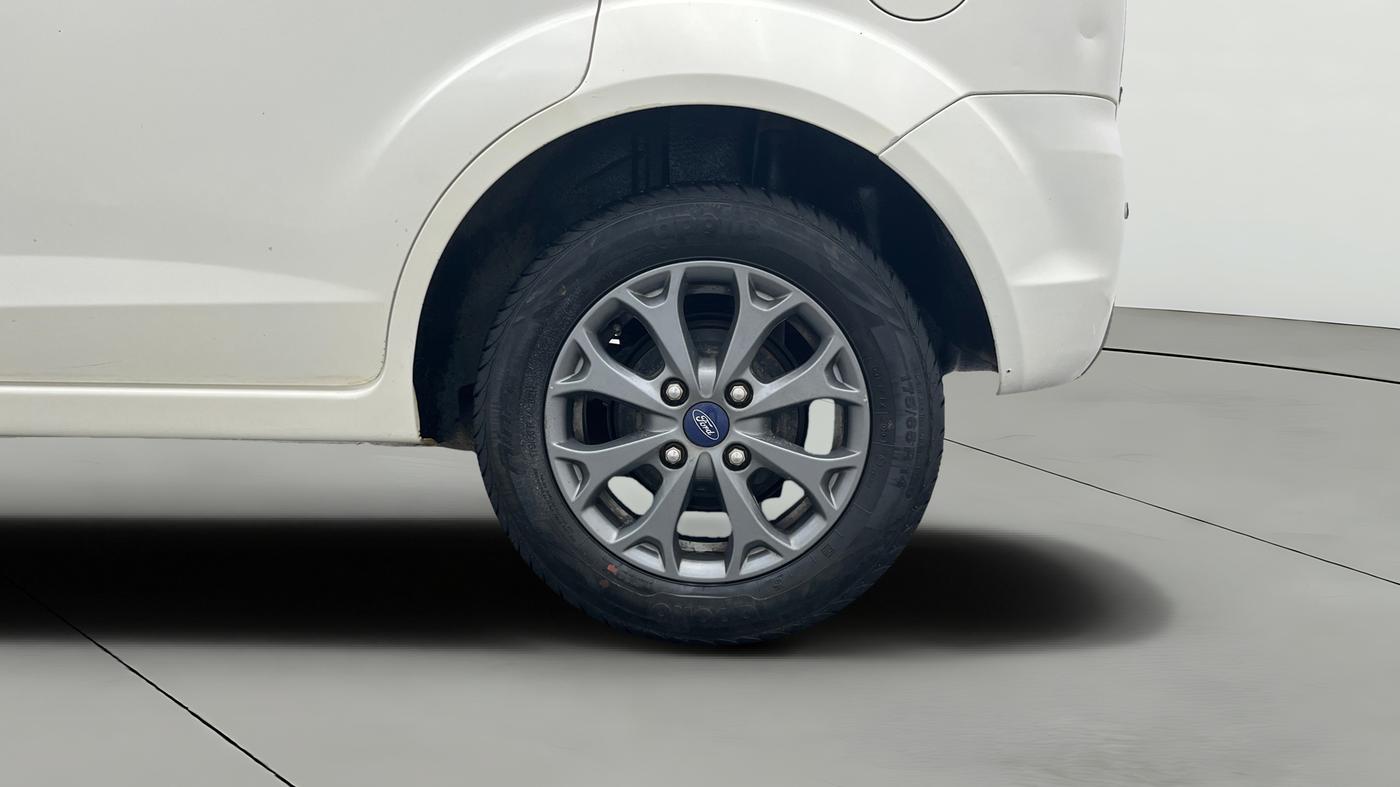 2015 Ford Figo TITANIUM 1.2 PETROL, Petrol, Manual, 67,115 km, Left Rear Wheel