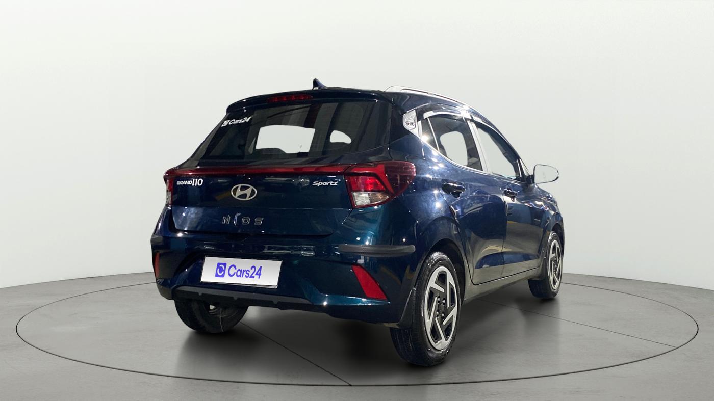 2023 Hyundai GRAND I10 NIOS SPORTZ 1.2 KAPPA VTVT, Petrol, Manual, 5,168 km, Right Back Diagonal