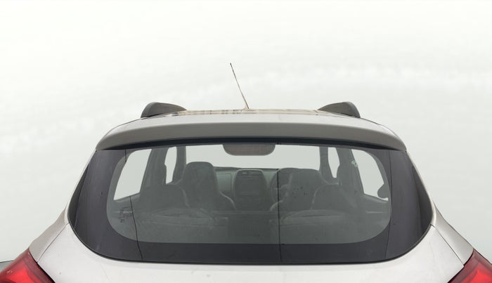 2017 Renault Kwid RXT 1.0, Petrol, Manual, 39,855 km, Rear Windshield