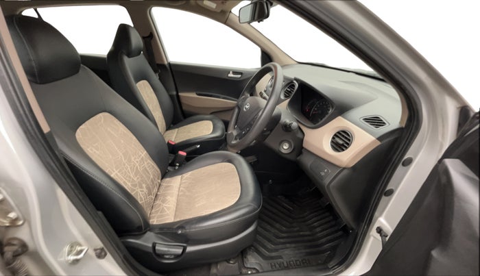 2017 Hyundai Grand i10 SPORTZ 1.2 KAPPA VTVT, Petrol, Manual, 36,339 km, Right Side Front Door Cabin