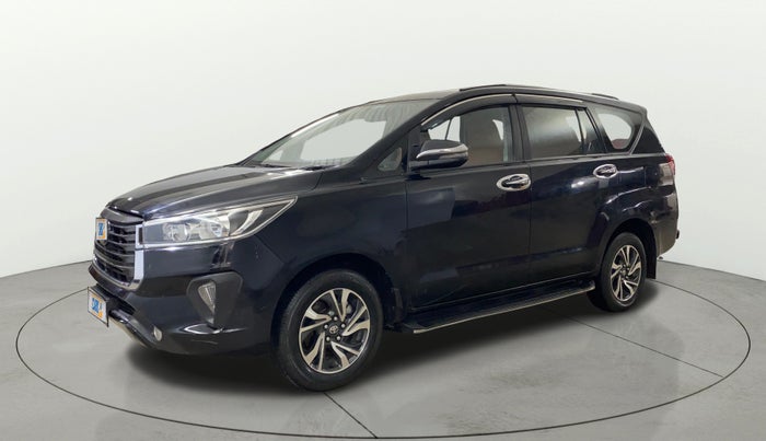 2022 Toyota Innova Crysta 2.7 GX AT 7 STR, Petrol, Automatic, 28,249 km, Left Front Diagonal