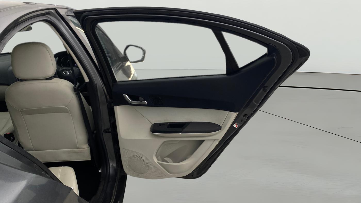 2022 Tata TIGOR XZA PLUS PETROL, Petrol, Automatic, 15,839 km, RHS Rear Door
