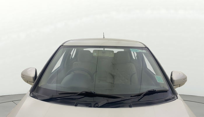2015 Maruti Swift Dzire VXI, Petrol, Manual, 29,190 km, Front Windshield