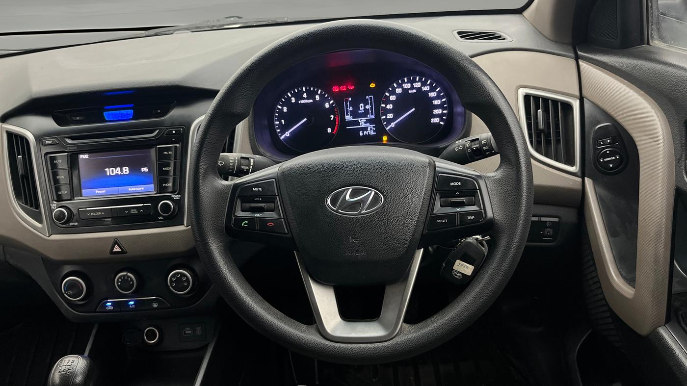 2016 Hyundai Creta S 1.6 PETROL, Petrol, Manual, 61,353 km, Steering Wheel Close Up